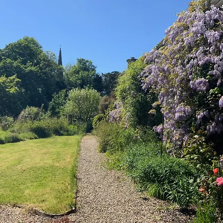 Parteen A Lax, River House & Gardens *