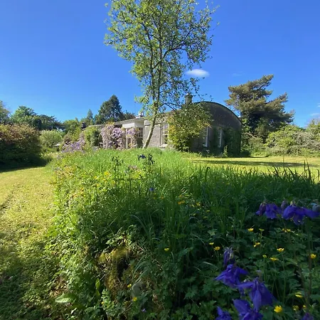 Parteen A Lax, River House & Gardens