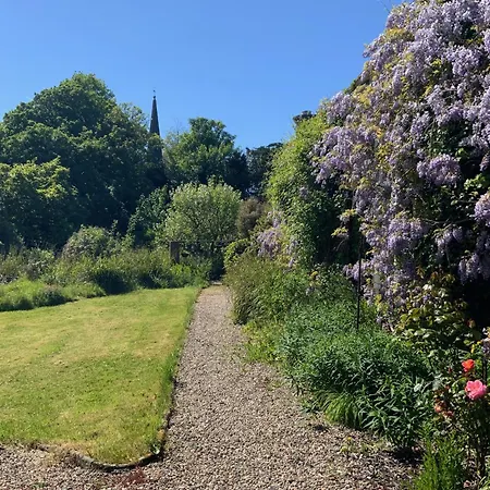 فيلة Parteen A Lax, River House & Gardens Limerick Junction