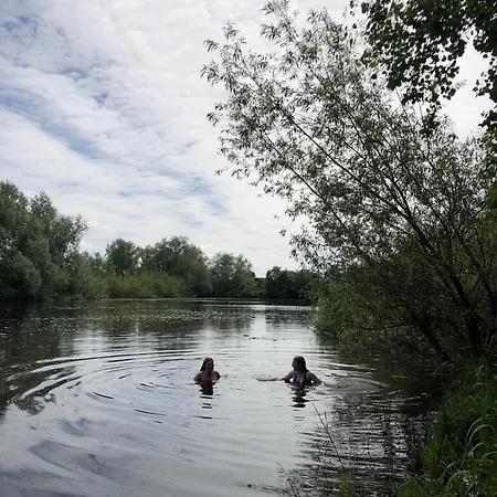 Parteen A Lax, River House & Gardens *