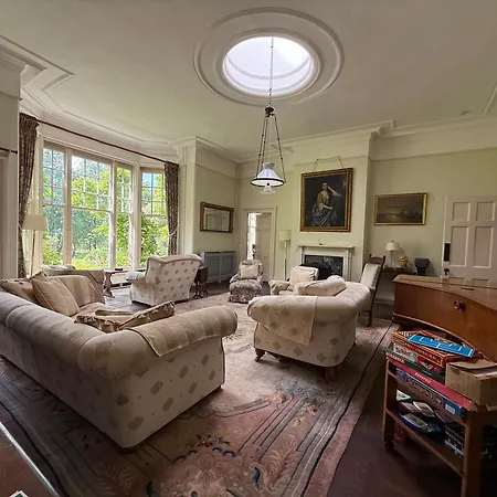 Parteen A Lax, River House & Gardens Villa Limerick