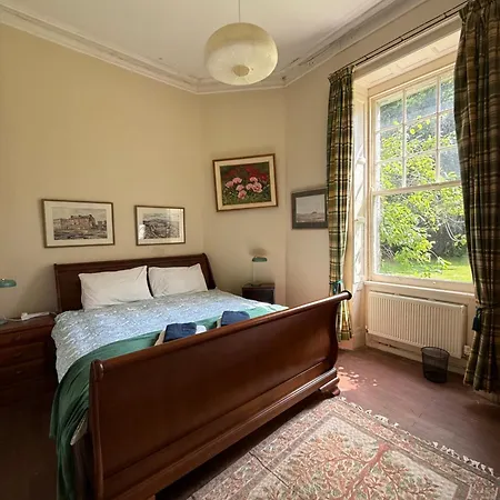 فيلة Parteen A Lax, River House & Gardens