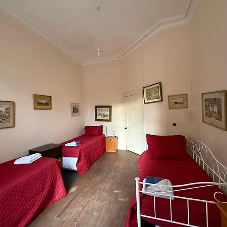 Parteen A Lax, River House & Gardens Villa