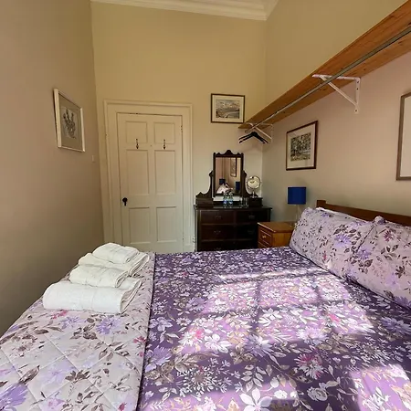 Villa Parteen A Lax, River House & Gardens *