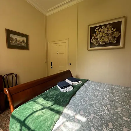 Villa Parteen A Lax, River House & Gardens