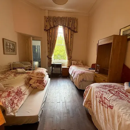 Parteen A Lax, River House & Gardens