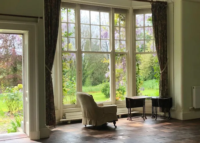 Parteen A Lax, River House & Gardens *