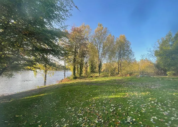 Parteen A Lax, River House & Gardens *