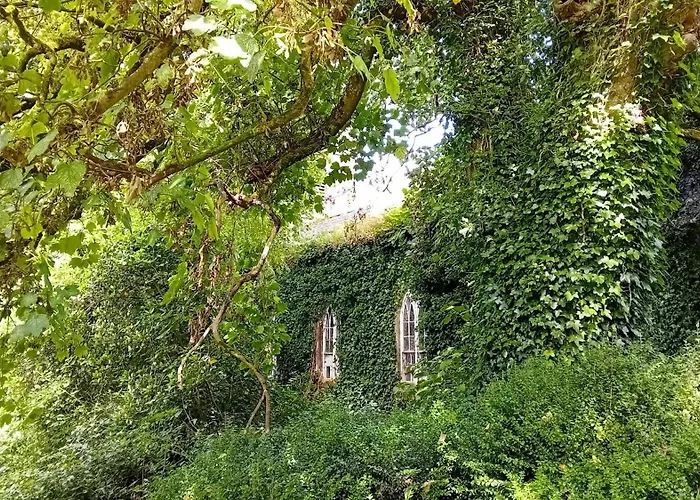 Parteen A Lax, River House&gardens Villa *