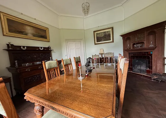 Villa Parteen A Lax, River House&gardens Limerick Junction