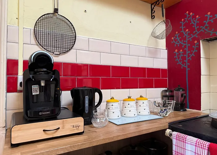 Parteen A Lax, River House&gardens