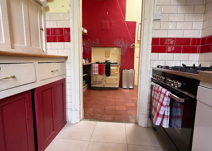 Villa Parteen A Lax, River House&gardens