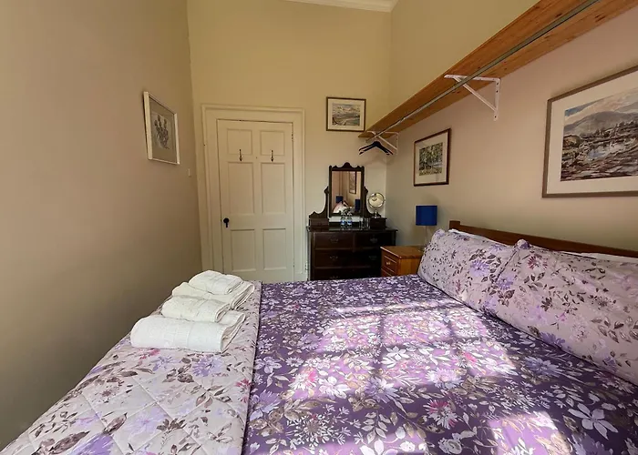 Villa Parteen A Lax, River House&gardens *