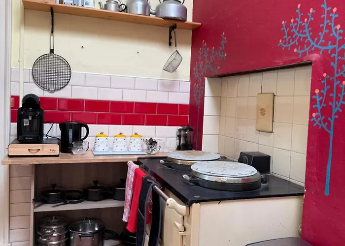 Parteen A Lax, River House & Gardens Limerick Junction