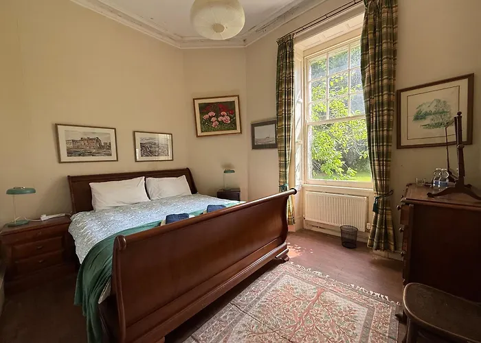 Villa Parteen A Lax, River House&gardens Limerick Junction