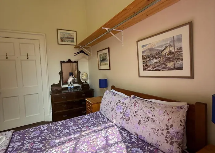 Parteen A Lax, River House&gardens Limerick Junction