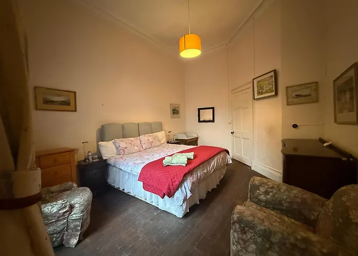 Villa Parteen A Lax, River House&gardens