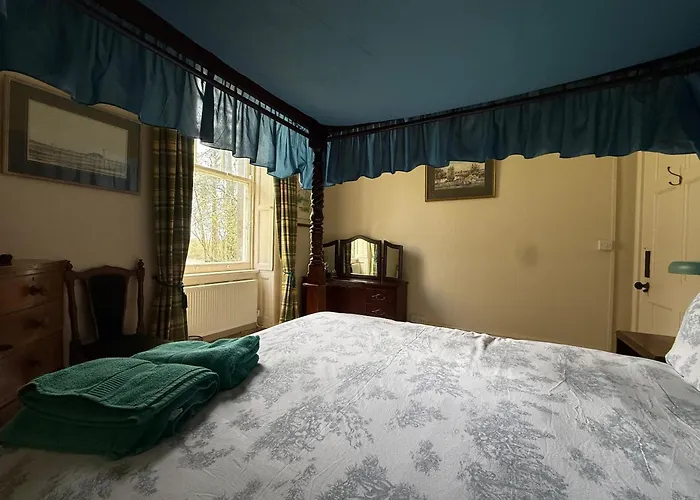 Villa Parteen A Lax, River House & Gardens *